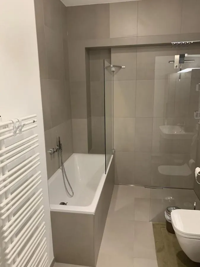 Exklusive Premium Wohnung Mit Blick Auf Main Frankfurt am Main 0*,