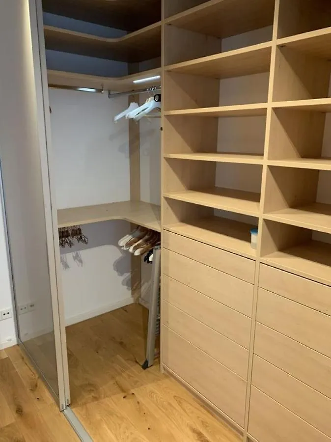 Apartment Exklusive Premium Wohnung Mit Blick Auf Main Frankfurt am Main
